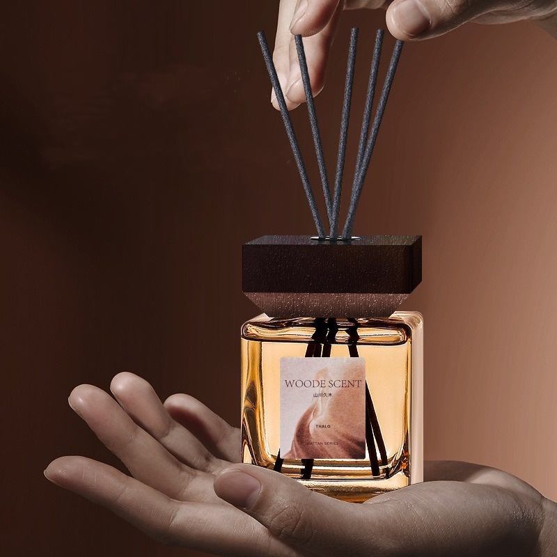 น้ำมันหอมระเหยแบบก้านไม้หอม 20 - Home Fragrance London บทวิจารณ์และราคา
