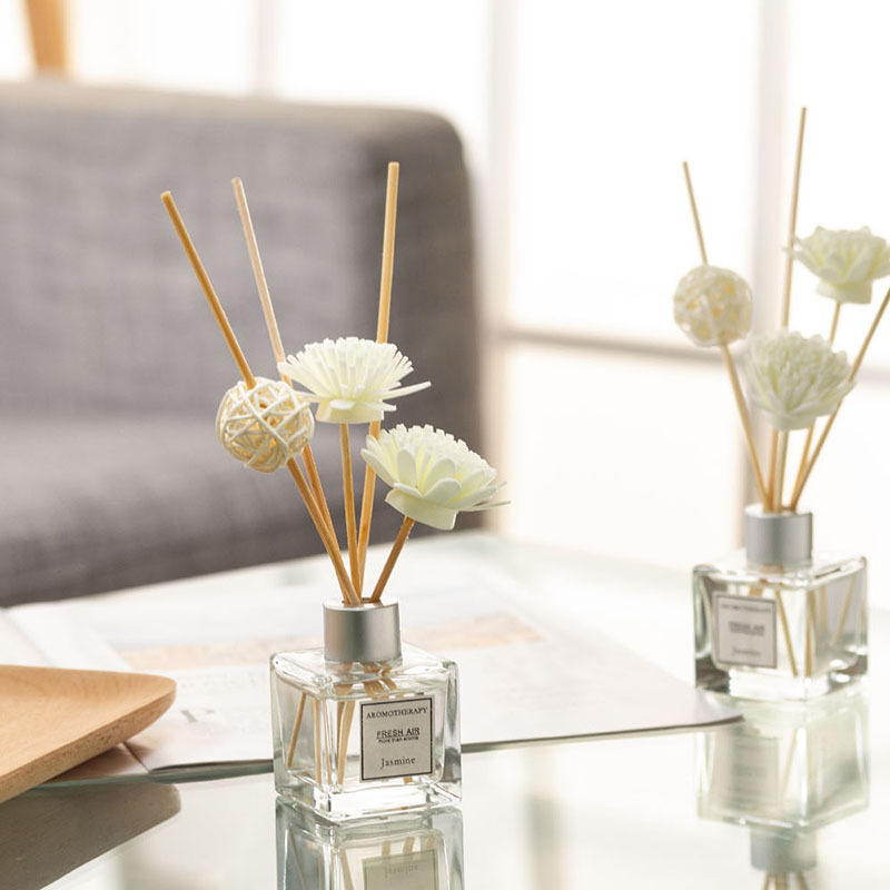 น้ำมันหอมระเหยอโรมาเธอราพี 50  - Home Fragrance London บทวิจารณ์และราคา