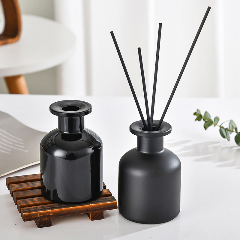 ขวดน้ำหอมปรับอากาศแบบหวาย 50 ม - Home Fragrance Aroma Set บทวิจารณ์และราคา